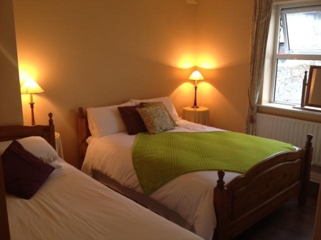 Killary House Hotel Westport Room photo
